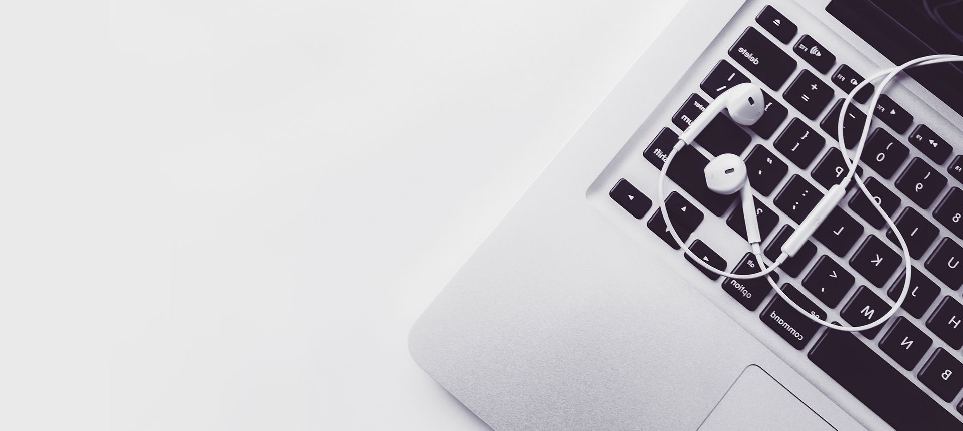 slide2-laptop.jpg